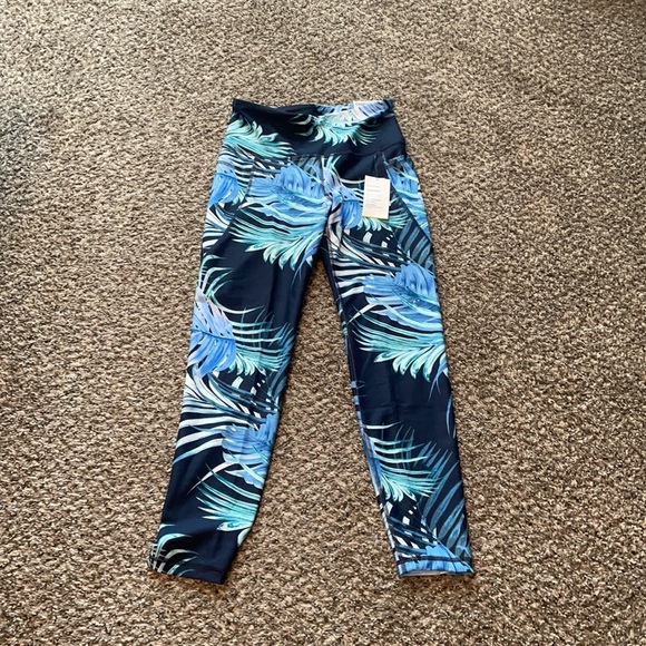 Old Navy leggings💕 - Picture 2 of 5